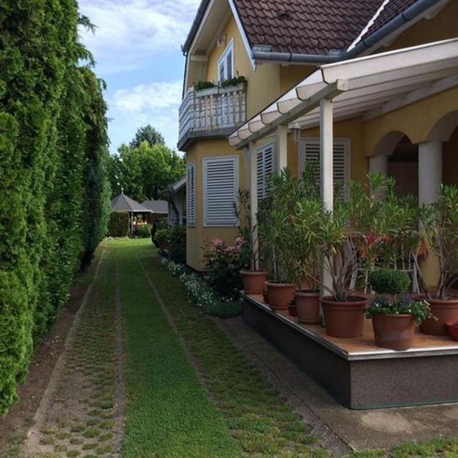 Ferienwohnung Gizella Haz Keszthely Exterior foto